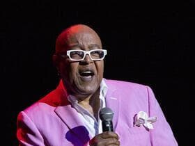Find the Best Seats to Peabo Bryson
